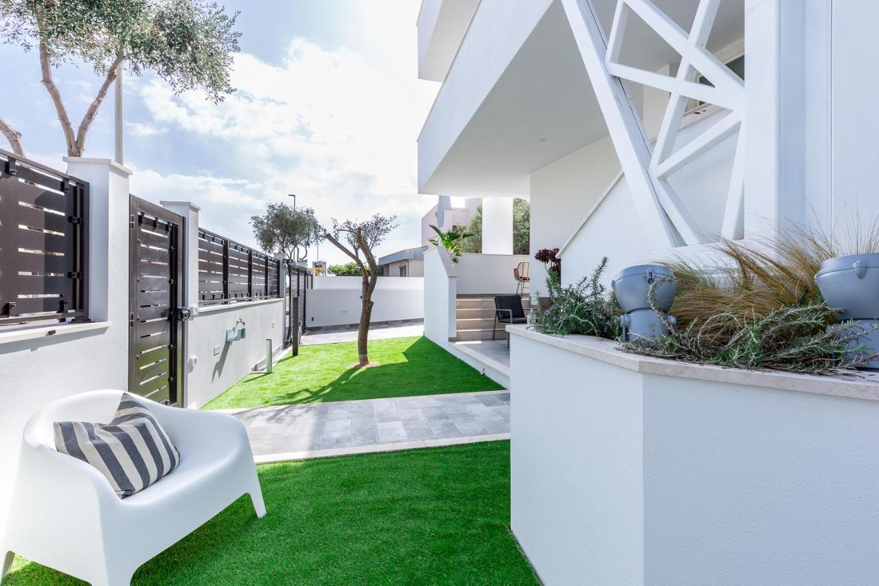 Colombo Palace - Viale Colombo 358 Quartu SantʼElena Εξωτερικό φωτογραφία