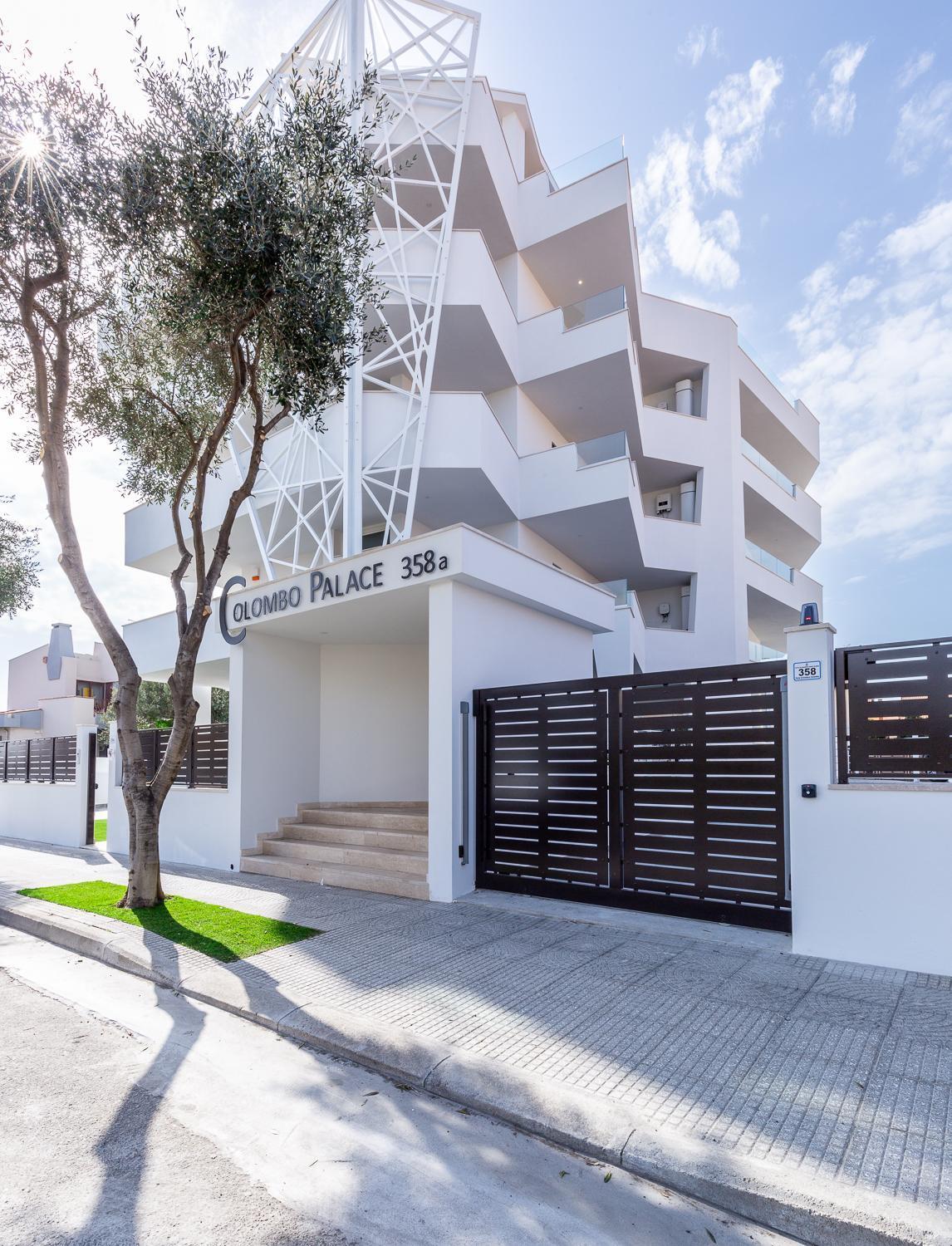 Colombo Palace - Viale Colombo 358 Quartu SantʼElena Εξωτερικό φωτογραφία